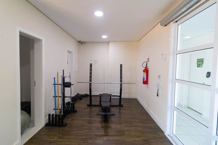 Apartamento à venda com 166m², 3 quartos e 3 vagas Apartamento à venda com 166m², 3 quartos e 3 vagasÁrea comum - Academia