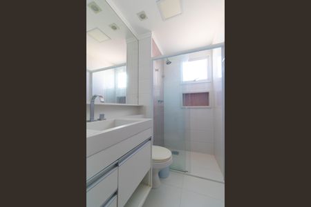Apartamento à venda com 166m², 3 quartos e 3 vagas Apartamento à venda com 166m², 3 quartos e 3 vagasBanheiro da Suíte 02