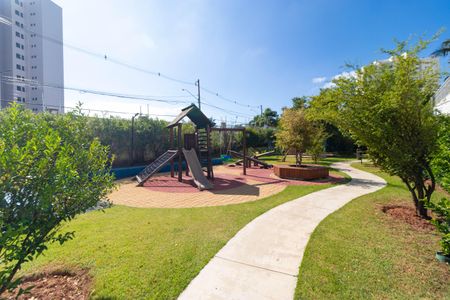 Apartamento à venda com 166m², 3 quartos e 3 vagas Apartamento à venda com 166m², 3 quartos e 3 vagasÁrea comum - Playground