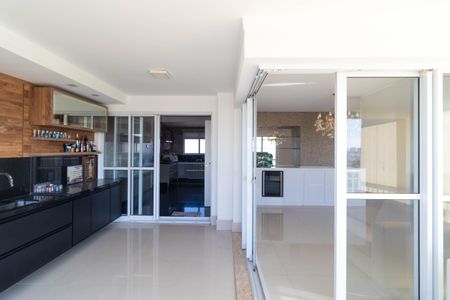 Apartamento à venda com 166m², 3 quartos e 3 vagas Apartamento à venda com 166m², 3 quartos e 3 vagasSala