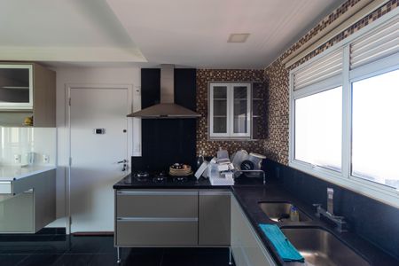 Apartamento à venda com 166m², 3 quartos e 3 vagas Apartamento à venda com 166m², 3 quartos e 3 vagasCozinha