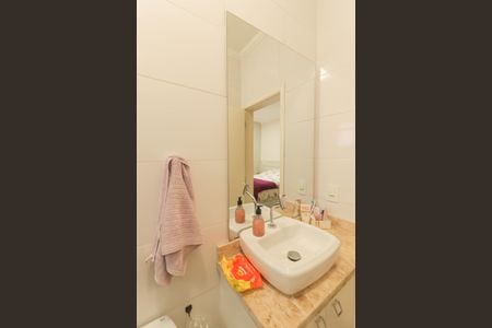 Casa de condomínio à venda com 147m², 3 quartos e 2 vagas Casa de condomínio à venda com 147m², 3 quartos e 2 vagasBanheiro do Quarto 2