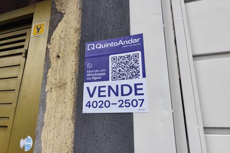 Casa à venda com 109m², 3 quartos e 2 vagas Casa à venda com 109m², 3 quartos e 2 vagasPlaca