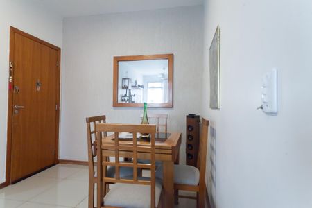 Apartamento à venda com 57m², 2 quartos e 1 vagasala  de jantar