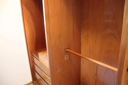 Apartamento à venda com 200m², 3 quartos e 3 vagasCloset da Suíte 3