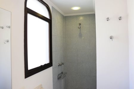 Apartamento à venda com 200m², 3 quartos e 3 vagasBanheiro da Suíte 2