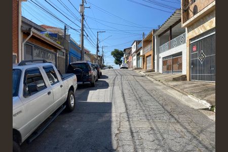 Casa à venda com 160m², 3 quartos e 2 vagas Casa à venda com 160m², 3 quartos e 2 vagasVista da Rua