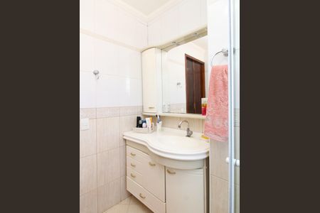 Casa à venda com 160m², 3 quartos e 2 vagasBanheiro da Suíte