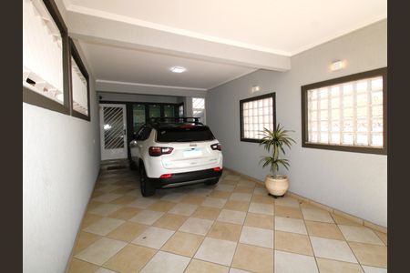 Casa à venda com 160m², 3 quartos e 2 vagasGaragem