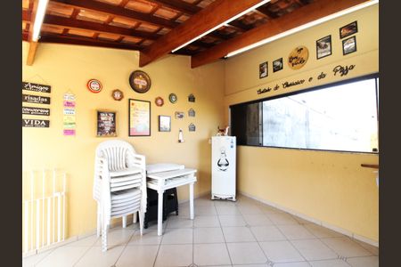 Casa à venda com 160m², 3 quartos e 2 vagasTerraço Gourmet