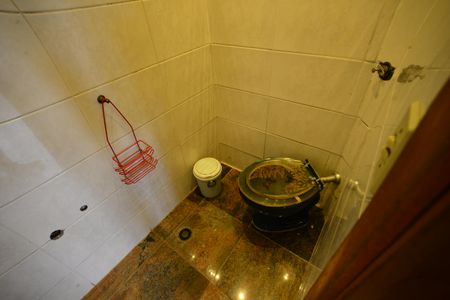 Casa à venda com 250m², 3 quartos e 2 vagasCobertura/Banheiro