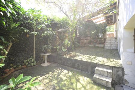 Casa à venda com 250m², 3 quartos e 2 vagasÁrea comum