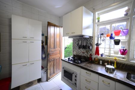 Casa à venda com 250m², 3 quartos e 2 vagasCozinha