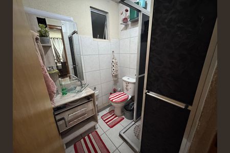 Apartamento à venda com 53m², 2 quartos e 1 vaga Apartamento à venda com 53m², 2 quartos e 1 vagaBanheiro