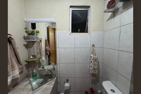 Apartamento à venda com 53m², 2 quartos e 1 vaga Apartamento à venda com 53m², 2 quartos e 1 vagaBanheiro