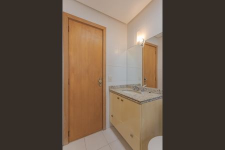 Apartamento à venda com 74m², 2 quartos e 2 vagas Apartamento à venda com 74m², 2 quartos e 2 vagasBanheiro