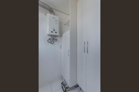 Apartamento à venda com 74m², 2 quartos e 2 vagas Apartamento à venda com 74m², 2 quartos e 2 vagasÁrea de Serviço