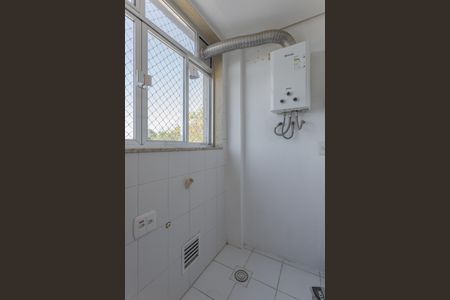 Apartamento à venda com 74m², 2 quartos e 2 vagas Apartamento à venda com 74m², 2 quartos e 2 vagasÁrea de Serviço