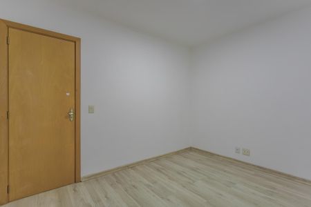 Apartamento à venda com 74m², 2 quartos e 2 vagas Apartamento à venda com 74m², 2 quartos e 2 vagasQuarto