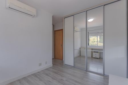 Apartamento à venda com 74m², 2 quartos e 2 vagas Apartamento à venda com 74m², 2 quartos e 2 vagasSuíte