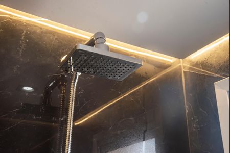 Apartamento à venda com 63m², 2 quartos e 2 vagasBanheiro Social