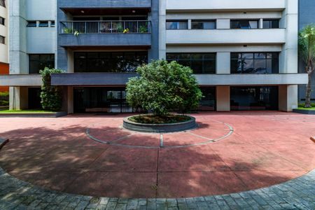 Apartamento à venda com 289m², 4 quartos e 4 vagas Apartamento à venda com 289m², 4 quartos e 4 vagasÁrea comum