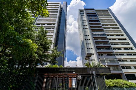 Apartamento à venda com 289m², 4 quartos e 4 vagas Apartamento à venda com 289m², 4 quartos e 4 vagasFachada