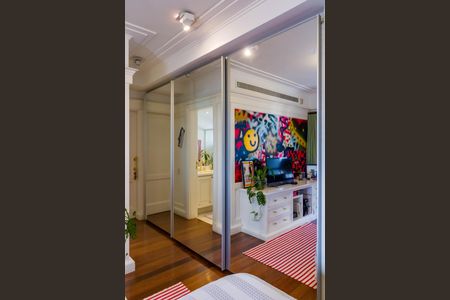 Apartamento à venda com 289m², 4 quartos e 4 vagas Apartamento à venda com 289m², 4 quartos e 4 vagasSuíte 1