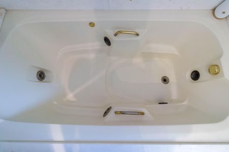 Apartamento à venda com 289m², 4 quartos e 4 vagas Apartamento à venda com 289m², 4 quartos e 4 vagasBanheiro da Suíte 4