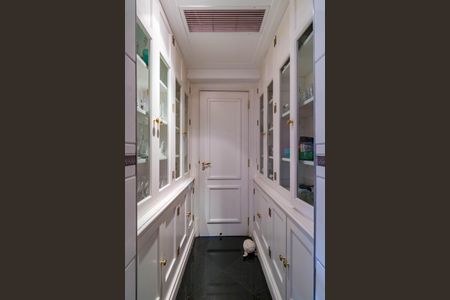 Apartamento à venda com 289m², 4 quartos e 4 vagas Apartamento à venda com 289m², 4 quartos e 4 vagasCozinha