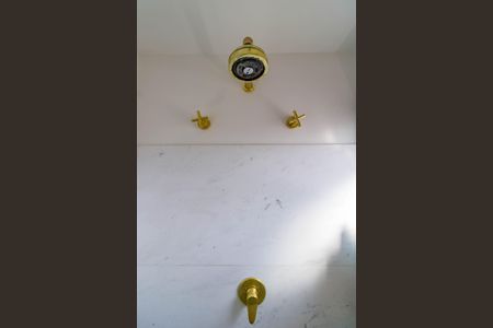 Apartamento à venda com 289m², 4 quartos e 4 vagas Apartamento à venda com 289m², 4 quartos e 4 vagasBanheiro da Suíte 4