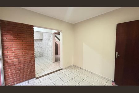 Casa à venda com 177m², 4 quartos e 2 vagas Casa à venda com 177m², 4 quartos e 2 vagasSala de Jantar