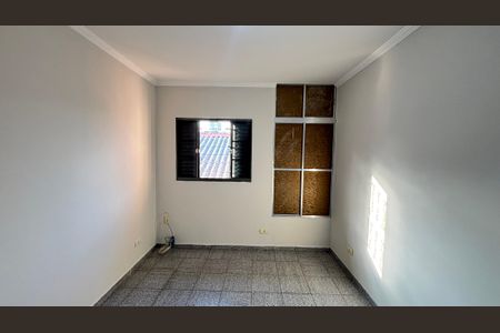 Casa à venda com 177m², 4 quartos e 2 vagas Casa à venda com 177m², 4 quartos e 2 vagasQuarto 2