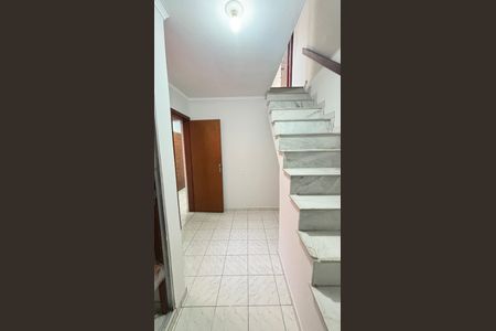 Casa à venda com 177m², 4 quartos e 2 vagas Casa à venda com 177m², 4 quartos e 2 vagasDespensa