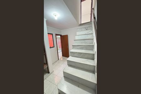 Casa à venda com 177m², 4 quartos e 2 vagas Casa à venda com 177m², 4 quartos e 2 vagasDespensa