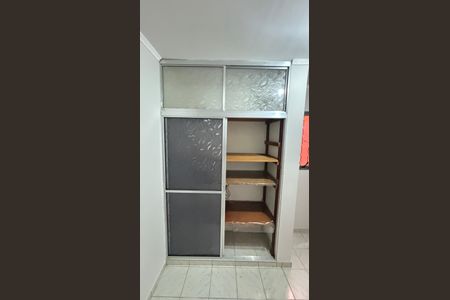 Casa à venda com 177m², 4 quartos e 2 vagas Casa à venda com 177m², 4 quartos e 2 vagasDespensa