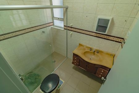 Casa à venda com 222m², 3 quartos e 3 vagasBanheiro do Quarto 4