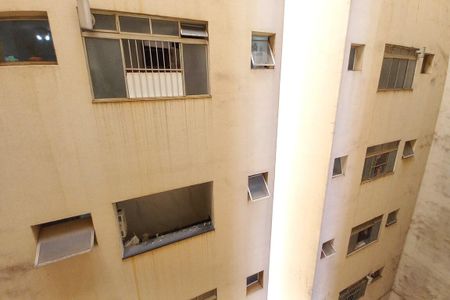 Apartamento à venda com 85m², 3 quartos e 1 vaga Apartamento à venda com 85m², 3 quartos e 1 vagaVista da Área de Serviço