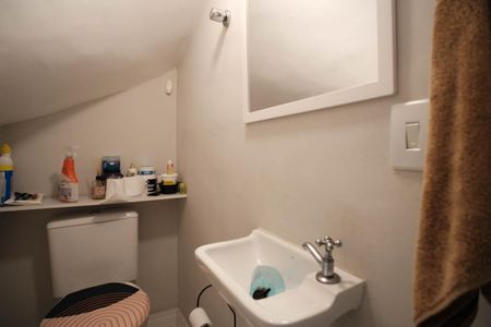 Casa à venda com 93m², 2 quartos e 1 vagaLavabo