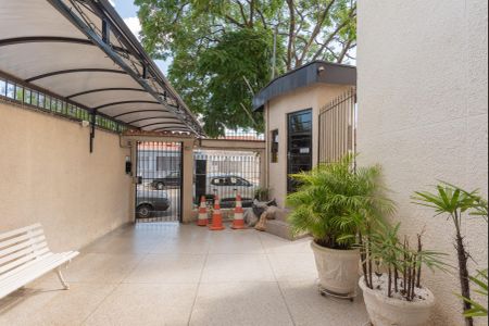 Apartamento à venda com 70m², 2 quartos e 1 vaga Apartamento à venda com 70m², 2 quartos e 1 vagaFachada e portaria