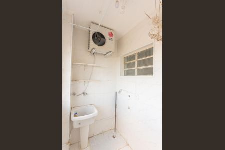 Apartamento à venda com 70m², 2 quartos e 1 vaga Apartamento à venda com 70m², 2 quartos e 1 vagaÁrea de Serviço