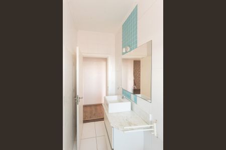 Apartamento à venda com 70m², 2 quartos e 1 vaga Apartamento à venda com 70m², 2 quartos e 1 vagaBanheiro