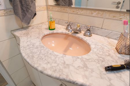 Apartamento à venda com 88m², 2 quartos e 1 vaga Apartamento à venda com 88m², 2 quartos e 1 vagaBanheiro