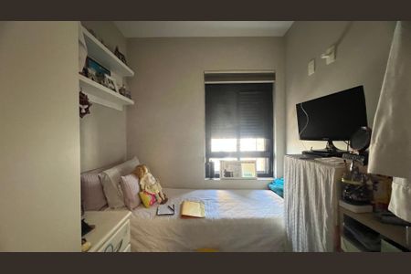 Apartamento à venda com 280m², 4 quartos e 4 vagas Apartamento à venda com 280m², 4 quartos e 4 vagasQuarto de Serviço