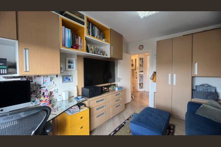 Apartamento à venda com 280m², 4 quartos e 4 vagas Apartamento à venda com 280m², 4 quartos e 4 vagasQuarto 1