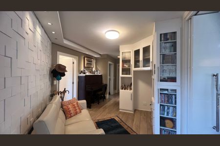Apartamento à venda com 280m², 4 quartos e 4 vagas Apartamento à venda com 280m², 4 quartos e 4 vagasCorredor