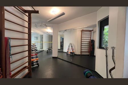 Apartamento à venda com 280m², 4 quartos e 4 vagas Apartamento à venda com 280m², 4 quartos e 4 vagasÁrea comum - Sauna