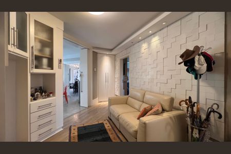 Apartamento à venda com 280m², 4 quartos e 4 vagas Apartamento à venda com 280m², 4 quartos e 4 vagasCorredor