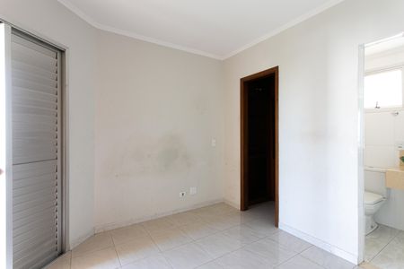 Apartamento à venda com 75m², 3 quartos e 1 vaga Apartamento à venda com 75m², 3 quartos e 1 vagaSuíte