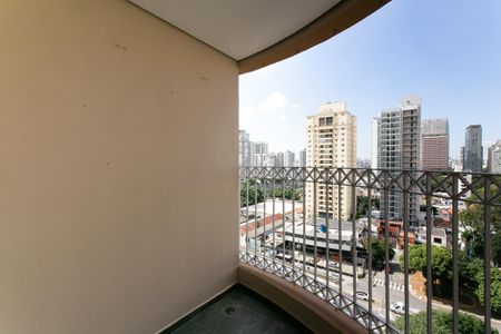 Apartamento à venda com 75m², 3 quartos e 1 vaga Apartamento à venda com 75m², 3 quartos e 1 vagaVaranda